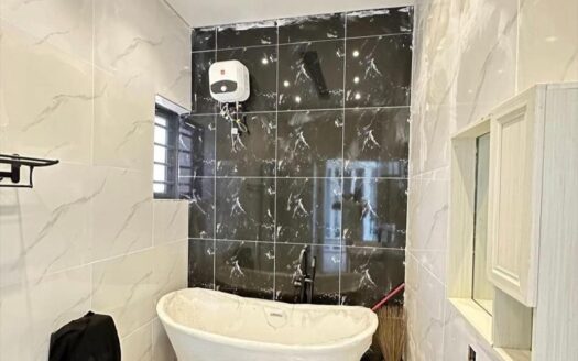 TASTEFULLY FINISHED 4 BED SEMI DETACHED DUPLEX