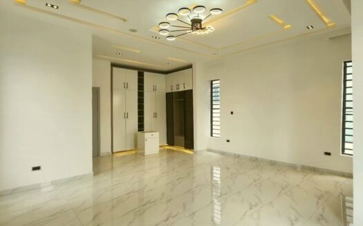 5 BEDROOM DETACHED DUPLEX WITH MAID’S ROOM