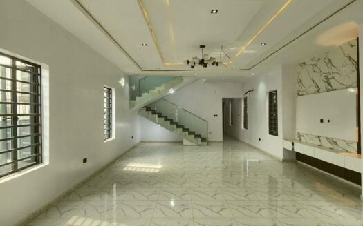 5 BEDROOM DETACHED DUPLEX