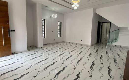 TASTEFULLY BUILT 4 BEDROOM FULLY DETACHED DUPLEX WITH BQ